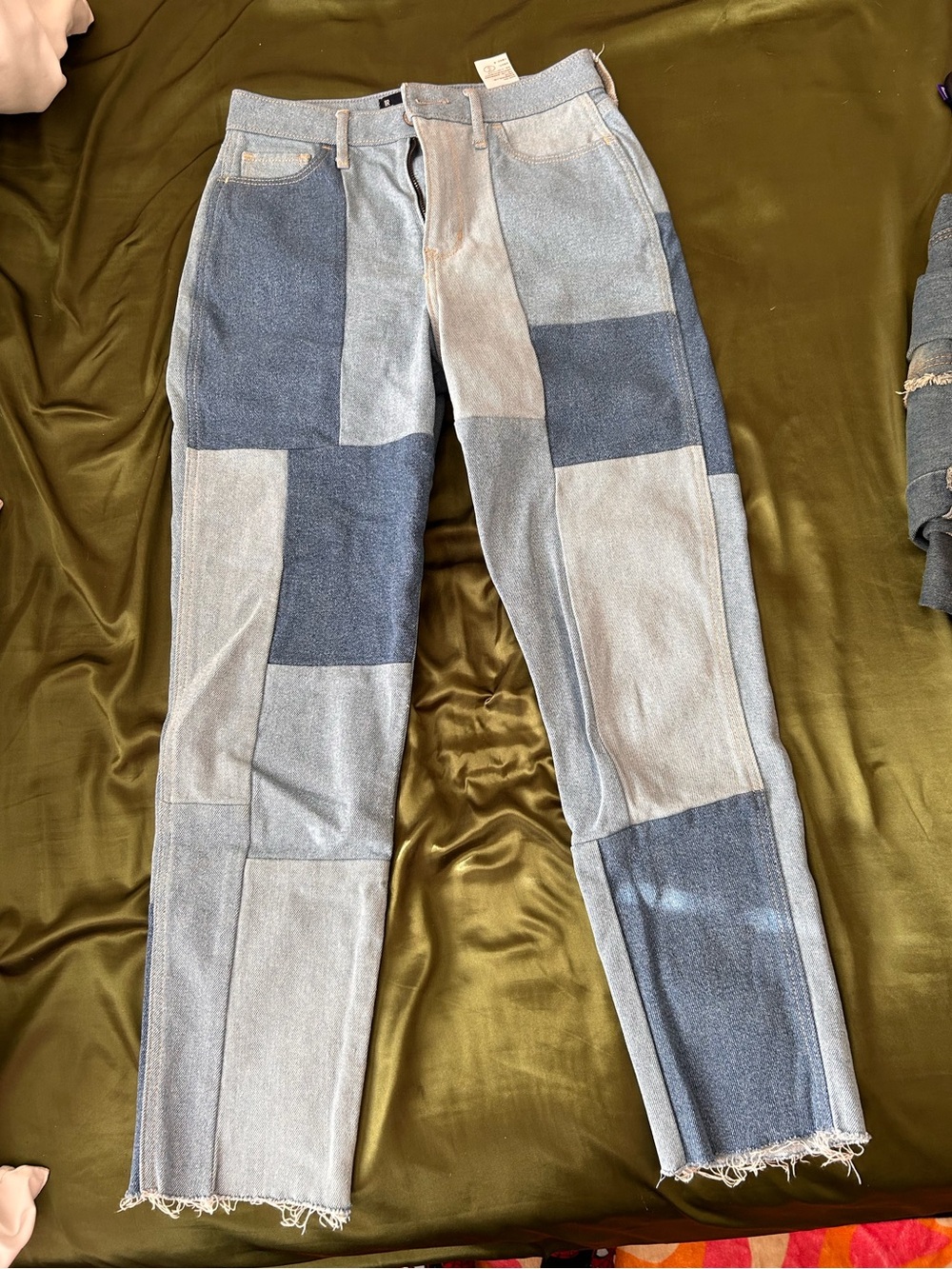 Hollister Light Blue Patch Denim Jeans with Brown Leather Label
